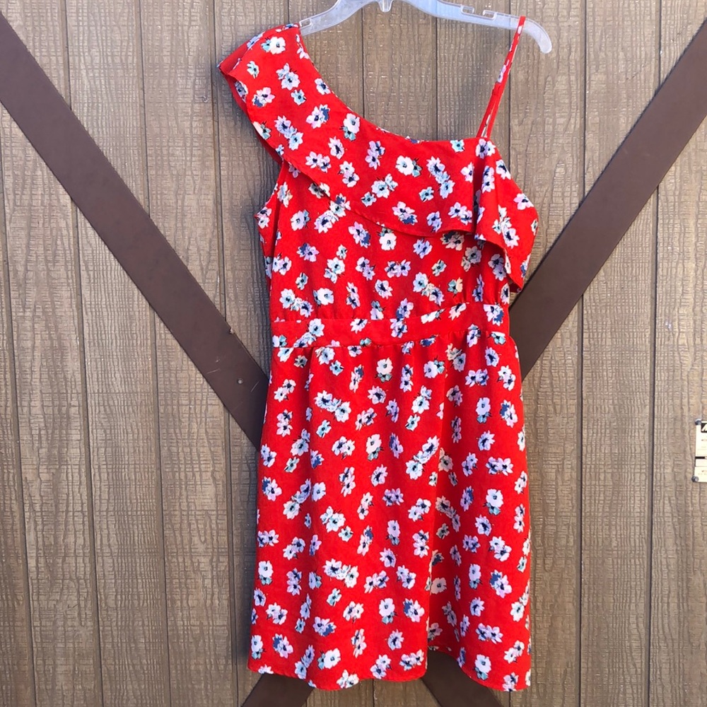 Red Floral Summer Dress🌺🌺